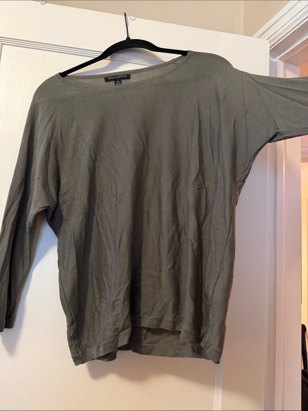 Banana Republic Olive-Gray Lightweight Long Sleeve Top